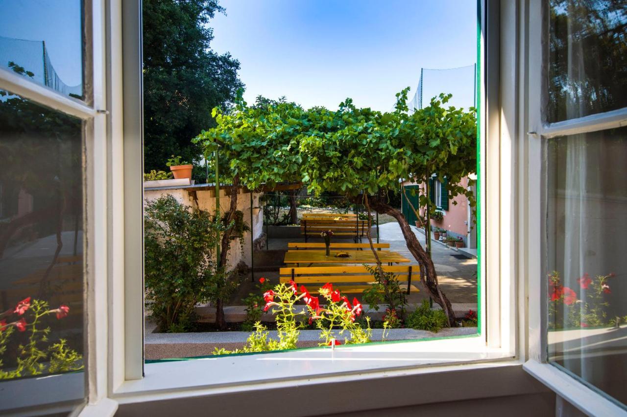 Apartments Odrina スプリト エクステリア 写真