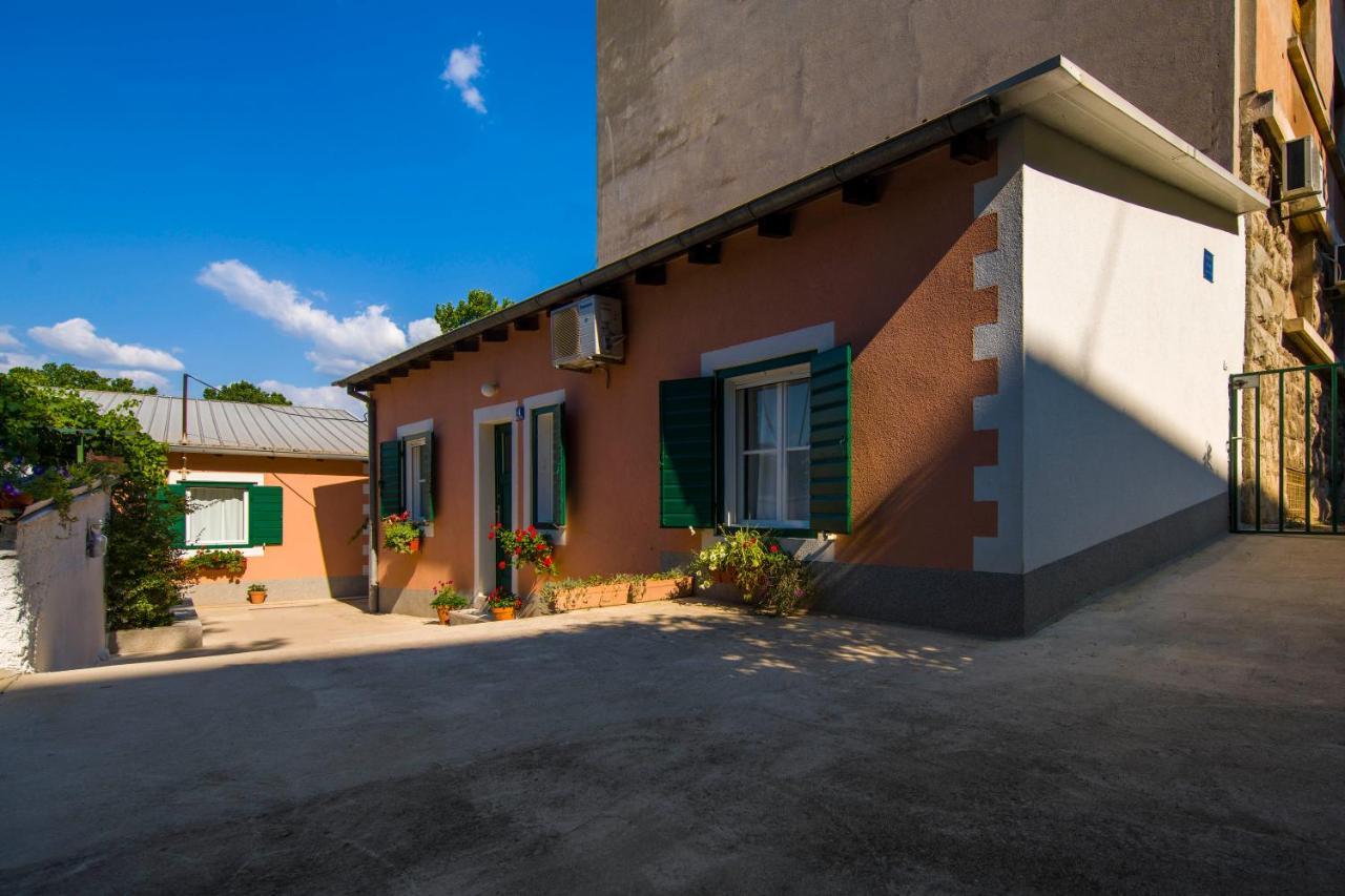 Apartments Odrina スプリト エクステリア 写真
