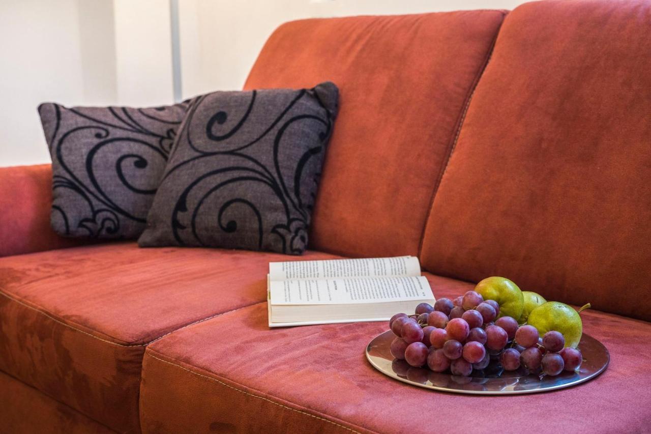 Apartments Odrina スプリト エクステリア 写真