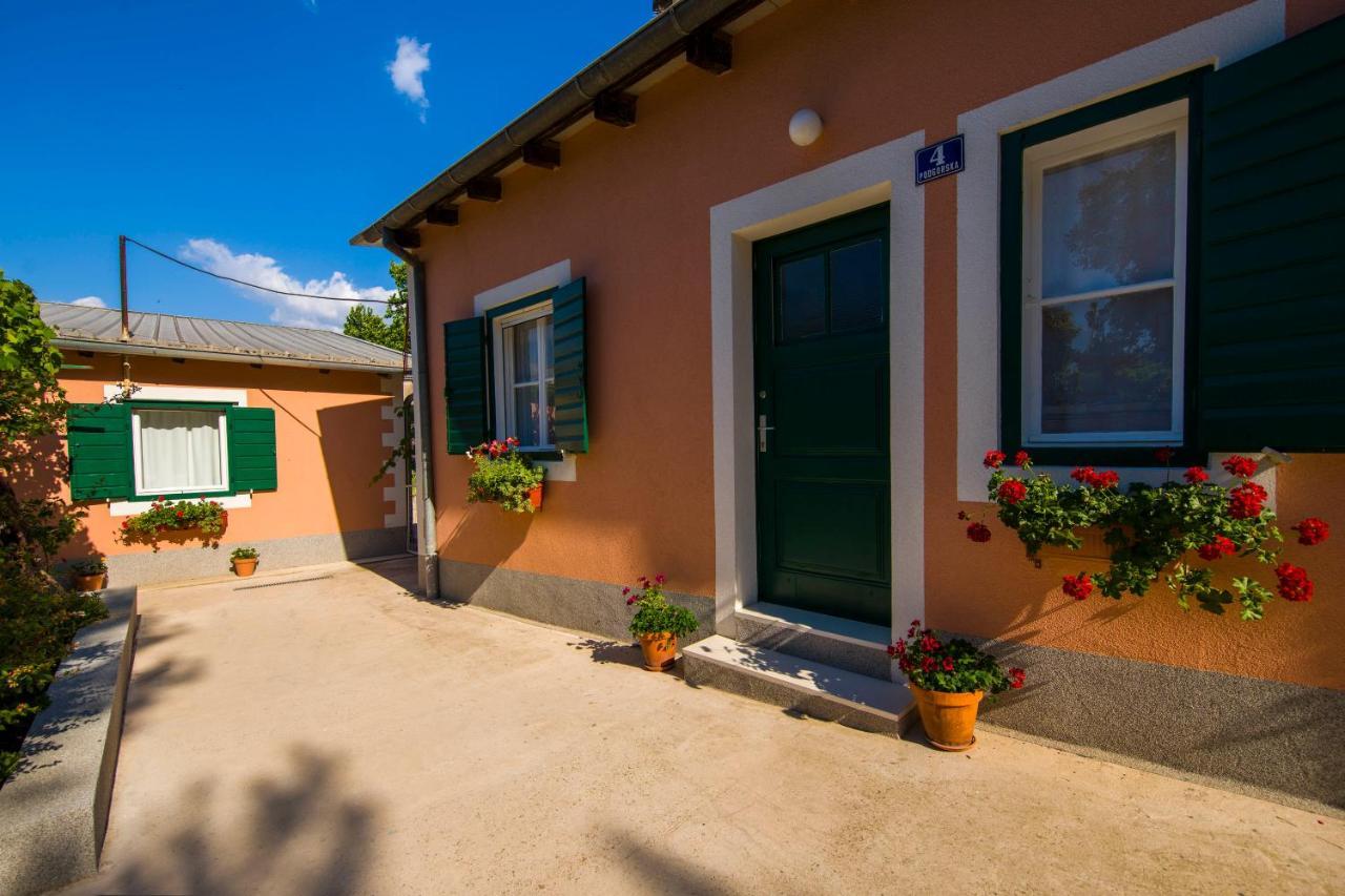 Apartments Odrina スプリト エクステリア 写真