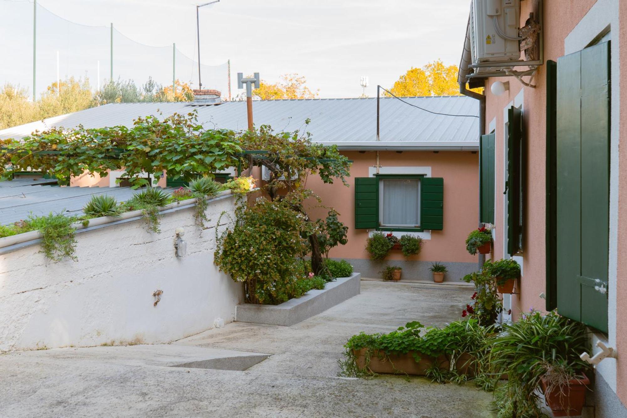 Apartments Odrina スプリト エクステリア 写真