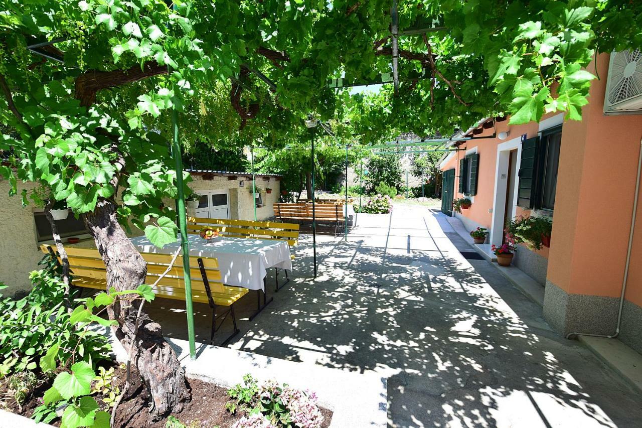 Apartments Odrina スプリト エクステリア 写真